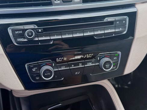 Used 2018 BMW X1 sDrive28i image 12