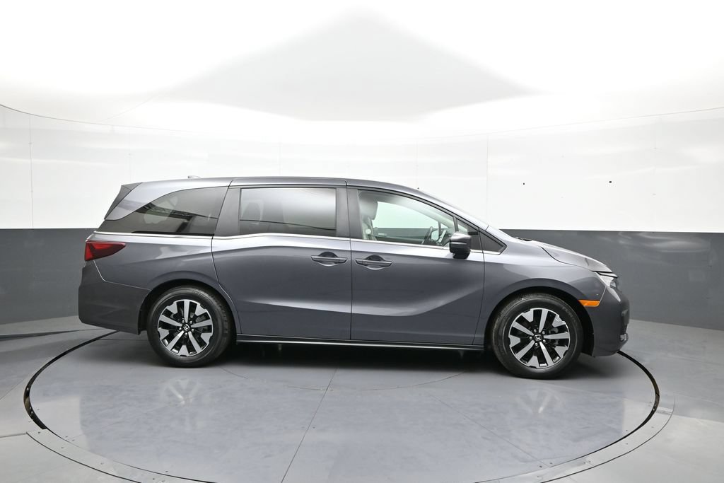 Certified 2025 Honda Odyssey EX-L image 5