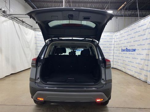 Used 2023 Nissan Rogue SV image 23
