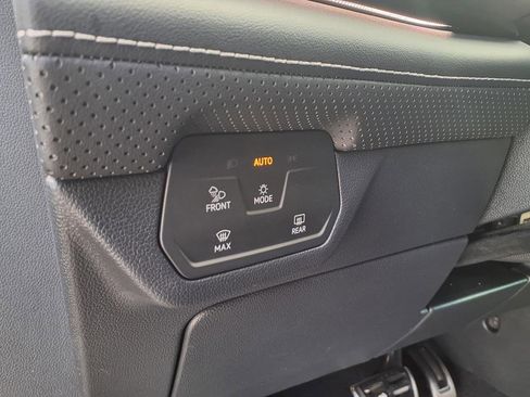 New 2026 Volkswagen Atlas SEL Premium R-Line image 13