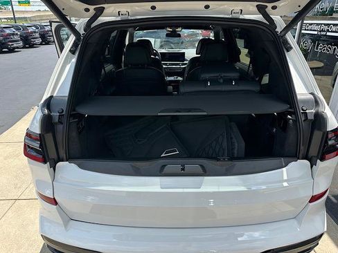 Used 2025 BMW X7 xDrive40i w/ Executive Package AWD/4WD image 11