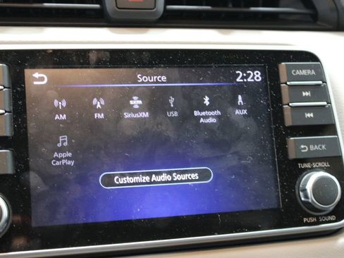 Used 2021 Nissan Versa SV image 28