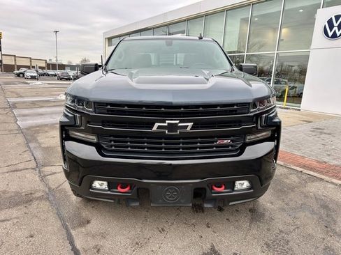 Used 2020 Chevrolet Silverado 1500 LT Trail Boss image 2