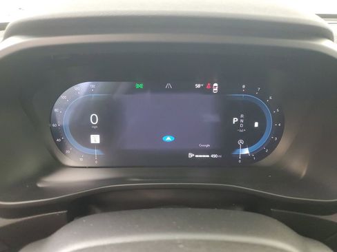 Certified 2025 Volvo XC40 B5 Core image 27