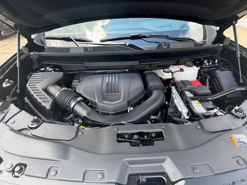 New 2026 GMC Acadia Denali Ultimate w/ LPO, Floor Liner Package FWD image 18
