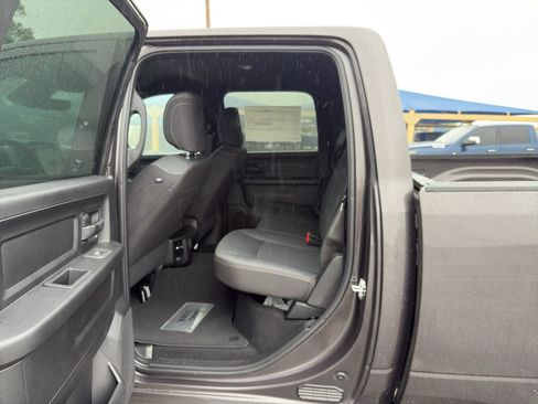 New 2026 RAM 2500 Tradesman AWD/4WD image 13