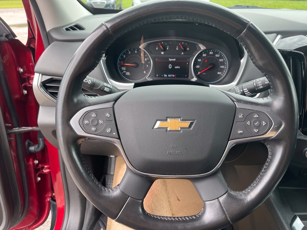 Used 2021 Chevrolet Traverse LT FWD image 10