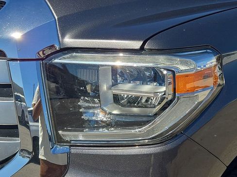 Used 2020 Toyota Tundra Limited w/ Limited Premium Package image 7