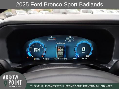 Used 2025 Ford Bronco Sport Badlands AWD/4WD image 26