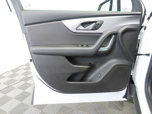 Used 2022 Chevrolet Blazer LT image 22