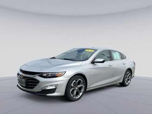 Used 2020 Chevrolet Malibu LT image 1