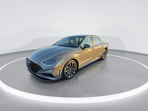 Used 2021 Hyundai Sonata Limited image 4