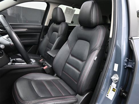 Used 2022 MAZDA CX-5 Carbon Edition image 17