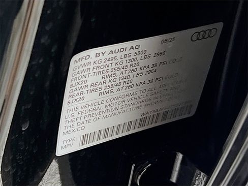 New 2025 Audi Q5 Prestige image 31