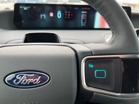 New 2025 Ford Expedition Max Active image 27