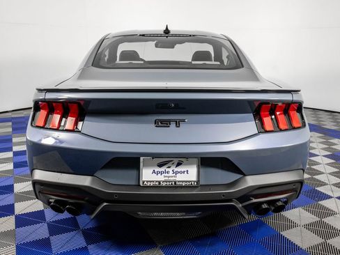 Used 2025 Ford Mustang GT Premium RWD image 6