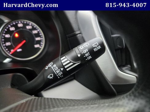 Used 2024 GMC Terrain SLE image 18