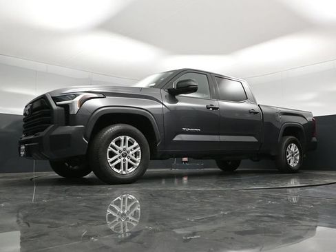 Used 2022 Toyota Tundra SR5 AWD/4WD image 59