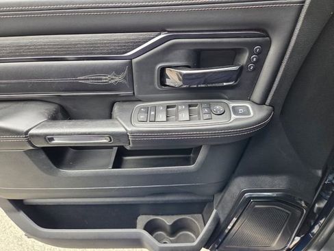 Used 2022 RAM 3500 Limited AWD/4WD image 24