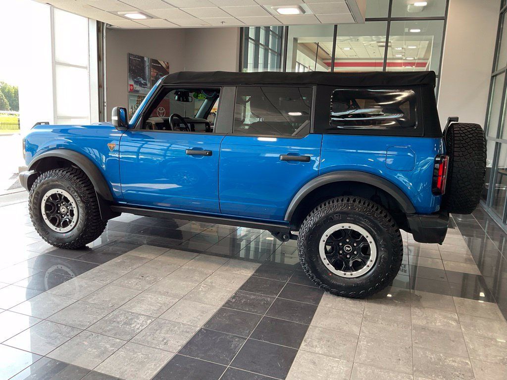 Used 2022 Ford Bronco Badlands AWD/4WD image 4