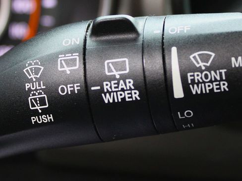 Used 2018 Jeep Wrangler Unlimited Sport S image 29