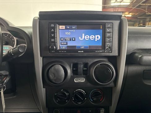 Used 2007 Jeep Wrangler Sahara w/ PWR Convenience Group image 13