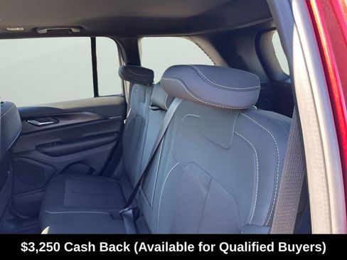 New 2025 Jeep Grand Cherokee Laredo X w/ Luxury Tech Group I RWD image 22