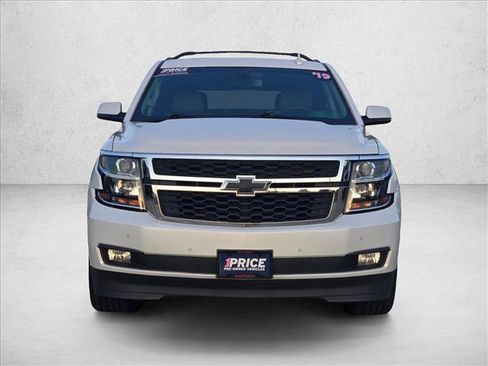 Used 2019 Chevrolet Tahoe LT RWD image 2