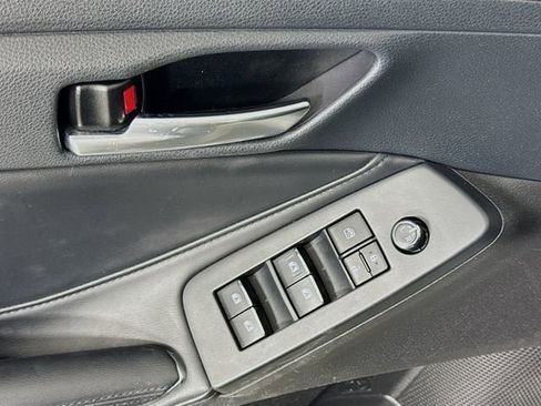 Certified 2021 Toyota Avalon XLE w/ Moonroof Package image 17