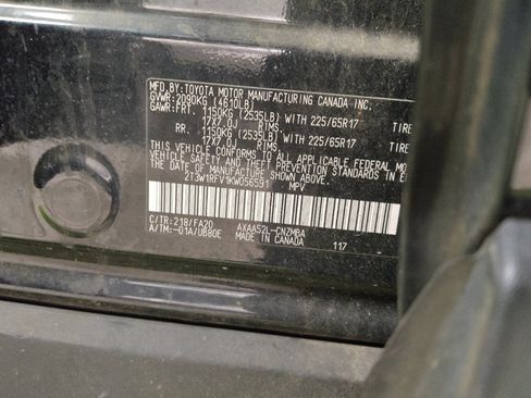 Used 2019 Toyota RAV4 XLE FWD image 33