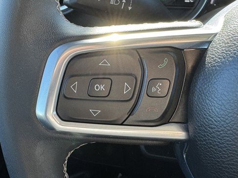 Used 2023 Jeep Wrangler Unlimited Sahara image 21