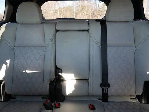 Used 2025 Mitsubishi Outlander SEL AWD/4WD image 14