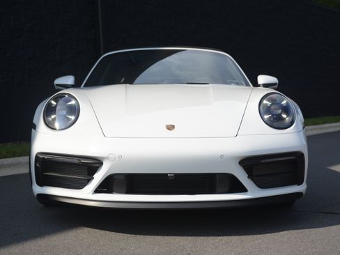 Certified 2023 Porsche 911 Targa 4 GTS AWD/4WD image 10
