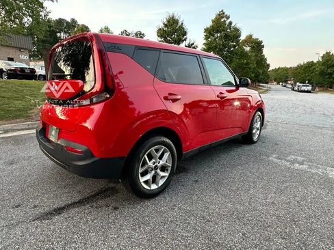 Used 2022 Kia Soul LX w/ Technology Package image 12