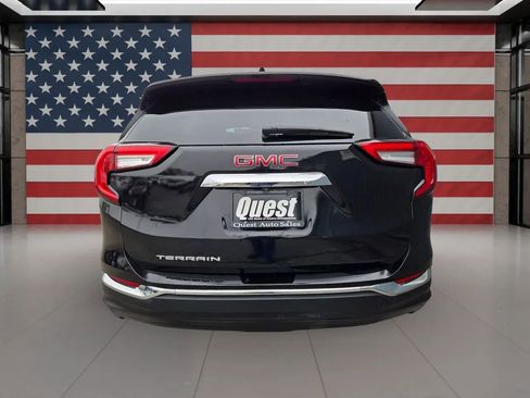 Used 2024 GMC Terrain SLT image 7