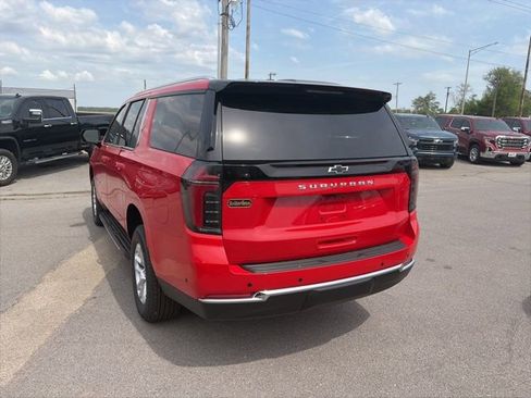 New 2026 Chevrolet Suburban LS image 4