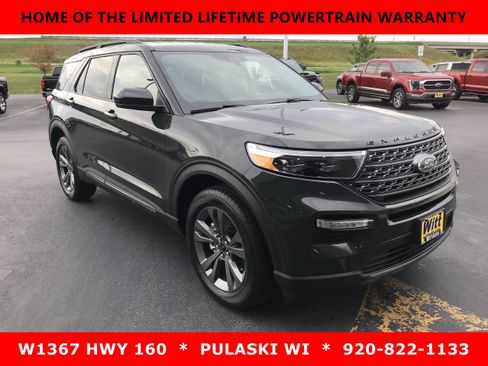Used 2023 Ford Explorer XLT w/ Equipment Group 202A AWD/4WD image 2
