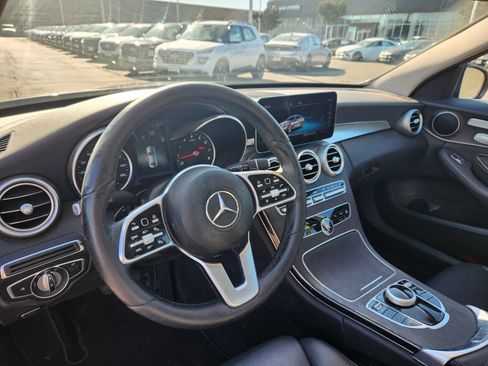 Used 2019 Mercedes-Benz C 300 Sedan image 8