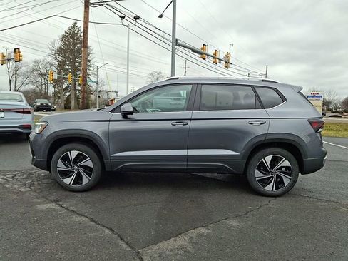 New 2026 Volkswagen Taos SE AWD/4WD image 6