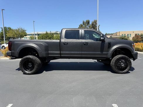 Used 2020 Ford F450 Limited w/ FX4 Off-Road Package image 2