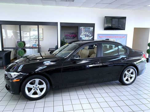 Used 2014 BMW 328i xDrive Sedan AWD/4WD image 3