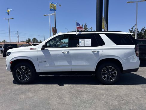 Used 2023 Chevrolet Tahoe Z71 w/ Luxury Package AWD/4WD image 8