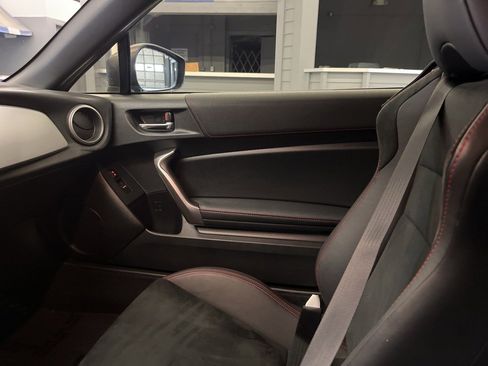 Used 2014 Subaru BRZ Limited w/ Popular Package #1A image 14