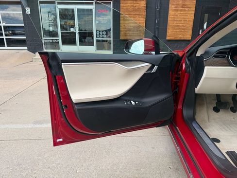 Used 2017 Tesla Model S 100D AWD/4WD image 19