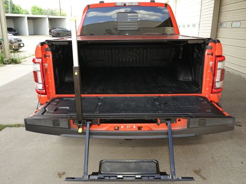 Used 2023 Ford F150 Raptor w/ Raptor Carbon Fiber Package AWD/4WD image 31