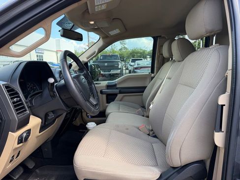 Used 2018 Ford F150 XLT w/ Equipment Group 301A Mid RWD image 6