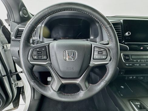Used 2024 Honda Ridgeline TrailSport image 11