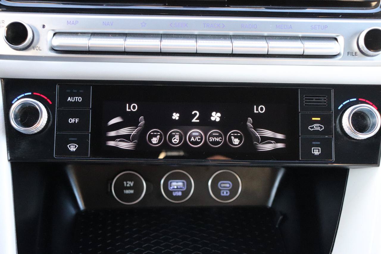 Used 2024 Genesis G70 2.5T AWD/4WD image 37