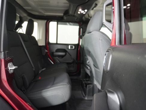 Used 2022 Jeep Wrangler Unlimited Sport image 36