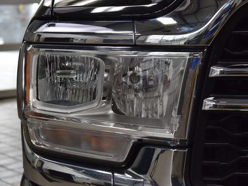 Used 2022 RAM 3500 Tradesman AWD/4WD image 6